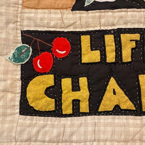 Mary Engelbreit Vintage Detailed Stitched "Chair of Bowlies" Baby Child Quilt - Picture 3 of 7